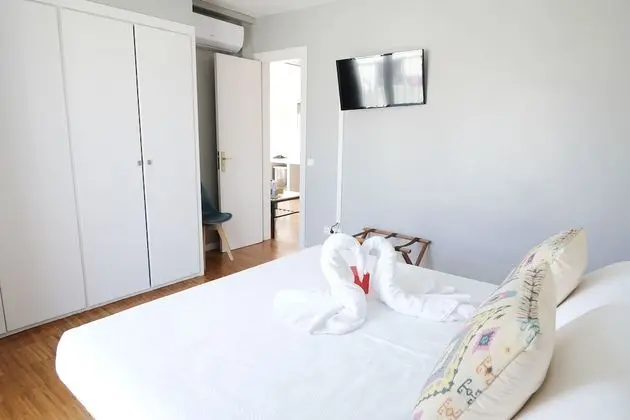 Çatı Katı Süiti (Penthouse)