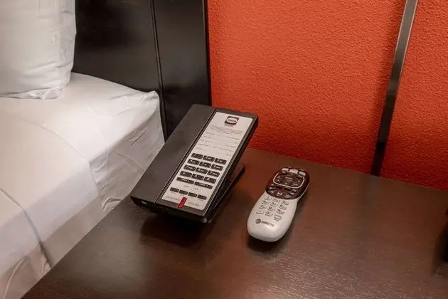 Deluxe Room, 1 Queen Bed, Non-Smoking, Kitchenette