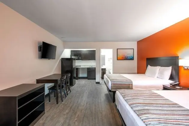 Deluxe Room, 2 Queen Bed, Non-Smoking, Kitchenette