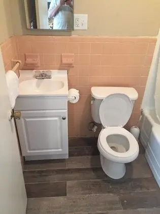 Basic Tek Büyük Yataklı Oda