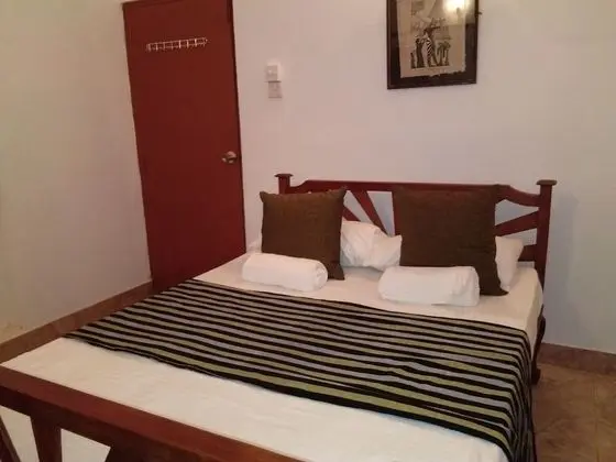 Basic Tek Büyük Yataklı Oda