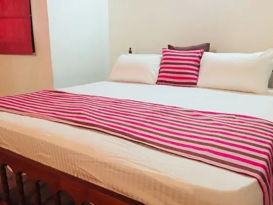 Luxury Tek Büyük Yataklı Oda, Avlu Manzaralı