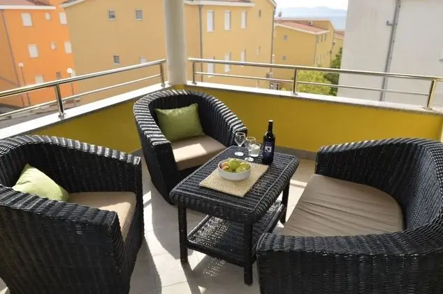 Comfort Apart Daire, 1 Çift Kişilik Yatak ve Çekyat, Teras, Denize Bakan