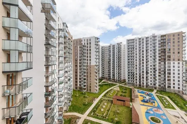 Stüdyo, Balkon