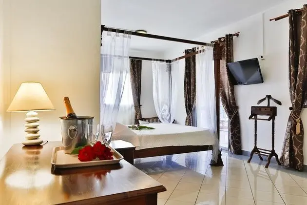 Comfort Süit, 1 Büyük (Queen) Boy Yatak ve Çekyat, Sigara İçilmez