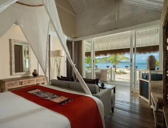 Family Bungalov, Denize Sıfır