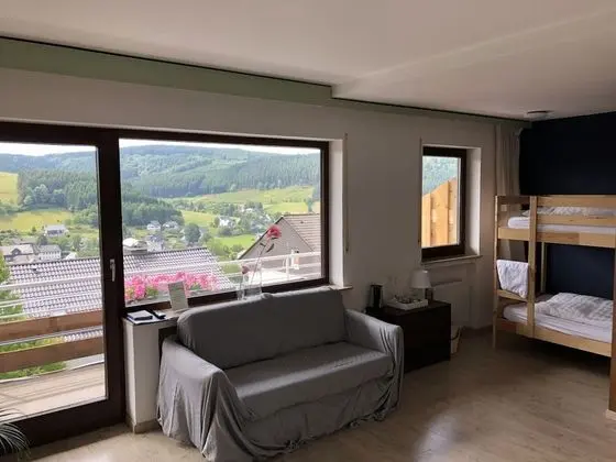 Family Dört Kişilik Oda