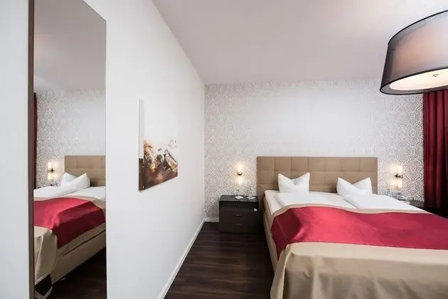 Comfort Tek Büyük veya İki Ayrı Yataklı Oda