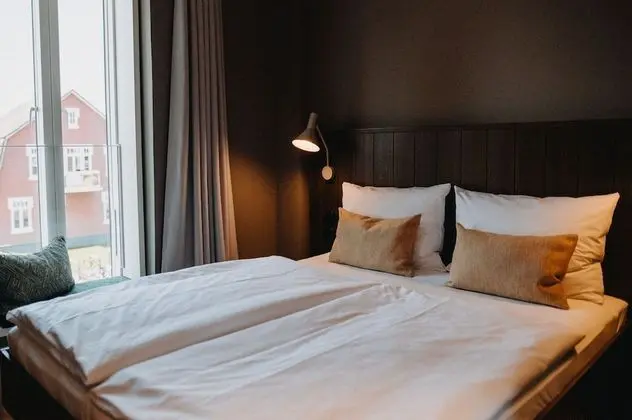 City Tek Büyük Yataklı Oda