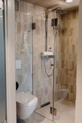 Classic Tek Büyük Yataklı Oda