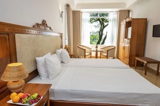 Deluxe Tek Büyük Yataklı Oda, 1 Çift Kişilik Yatak, Göl Manzaralı