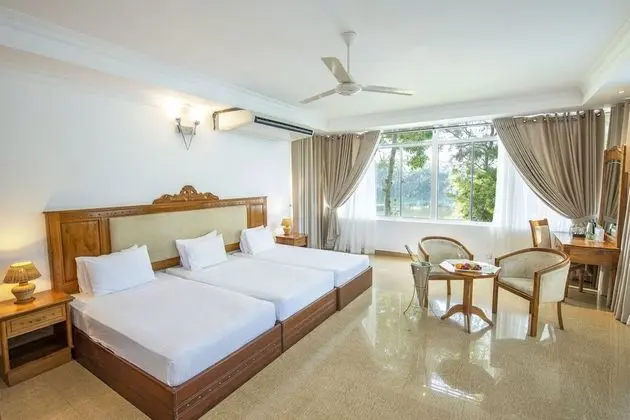 Deluxe Üç Kişilik Oda