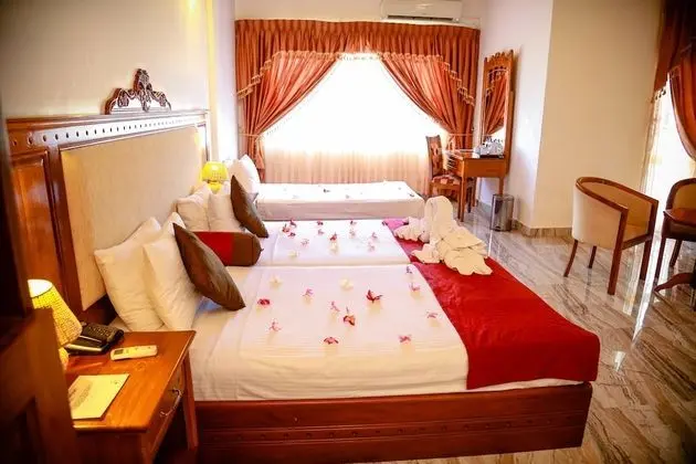 Deluxe Üç Kişilik Oda