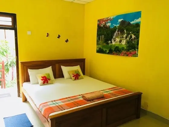Deluxe Tek Büyük Yataklı Oda, 1 Çift Kişilik Yatak, Sigara İçilebilir, Bahçe Manzaralı