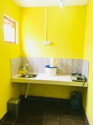 Deluxe Üç Kişilik Oda, Birden Çok Yatak, Sigara İçilebilir, Bahçe Manzaralı