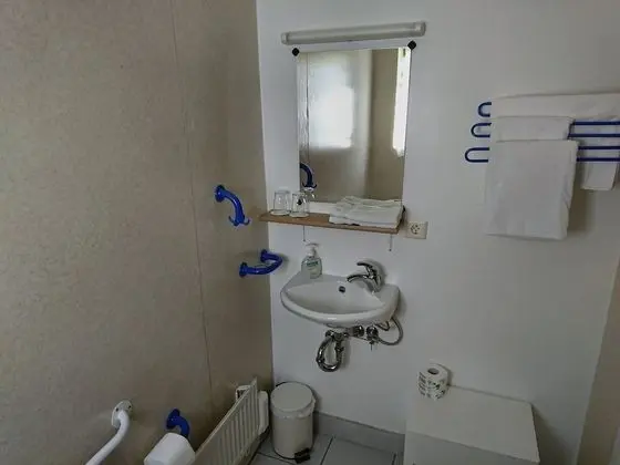 Tek Büyük veya İki Ayrı Yataklı Oda, Özel Banyo