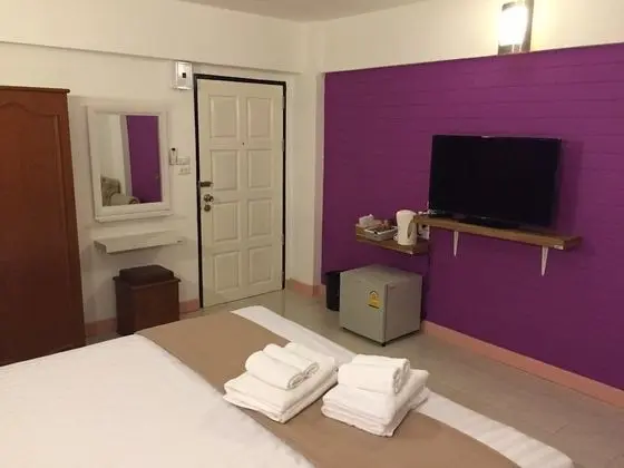 Deluxe Tek Büyük Yataklı Oda