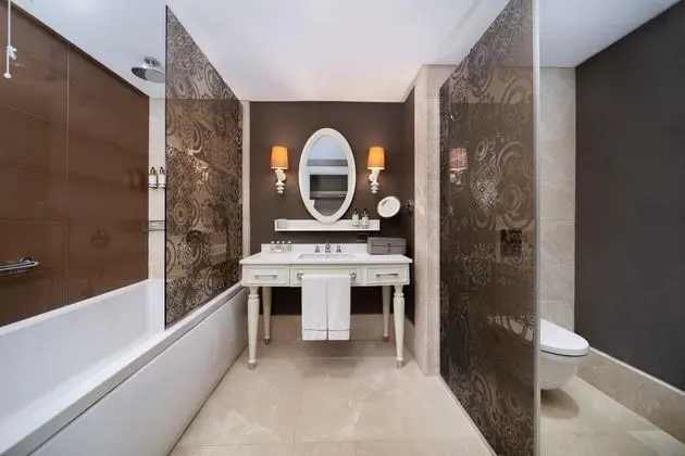 https://images.etstur.com/imgproxy/resize/2560x1440/files/images/hotelImages/etsrooms/516404/Sueno_Hotels_Deluxe_Belek_20251002101457_6.jpg