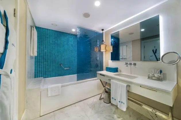 Sueno Suite Deniz Manzaralı Swim Up Oda