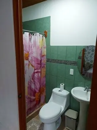 Üç Kişilik Oda