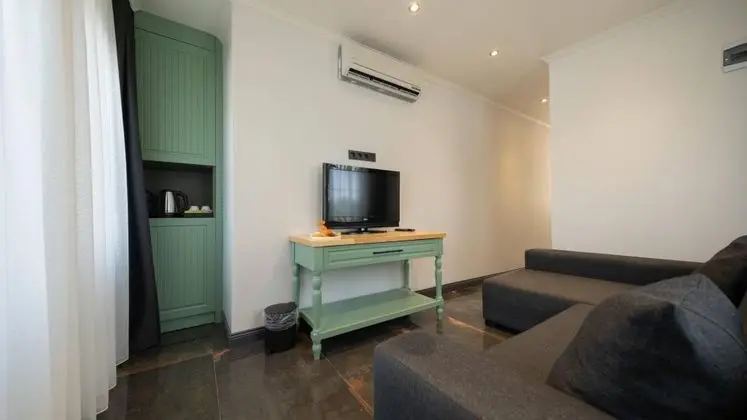 Suite, Havuz Manzaralı, Teraslı