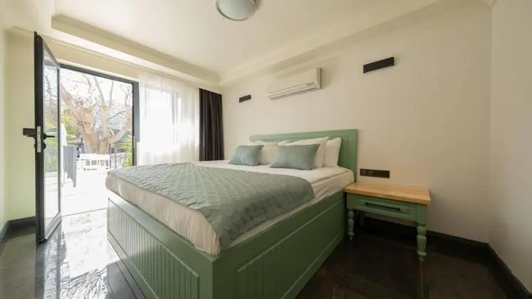 Suite, Havuz Manzaralı, Teraslı