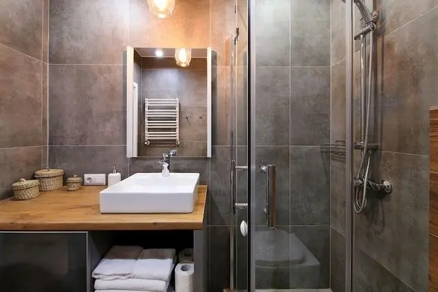 Design Apart Daire, 1 Yatak Odası, Mutfak, Nehir Manzaralı (57 Oktyabrskaya street)