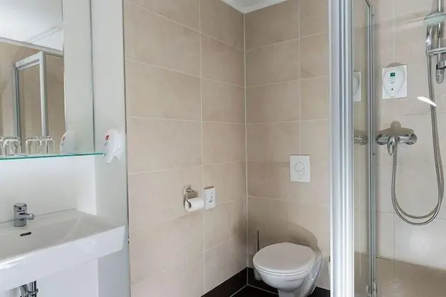 Standard Üç Kişilik Oda