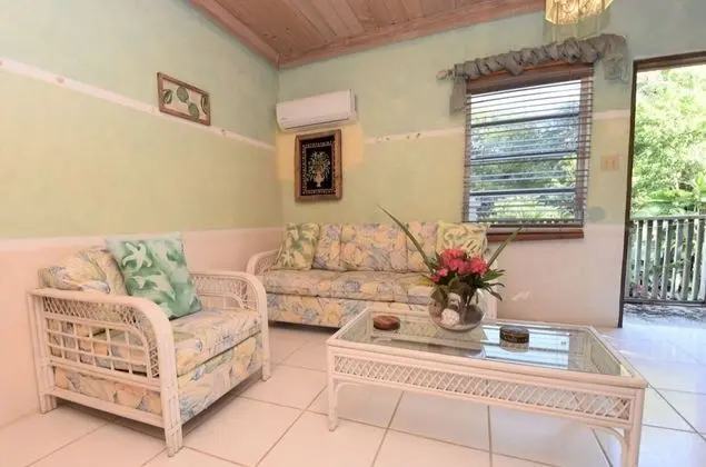 Exceptional Memories- Footprints away from the beach with Balcony