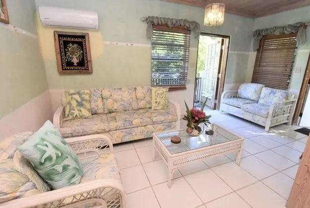 Exceptional Memories- Footprints away from the beach with Balcony