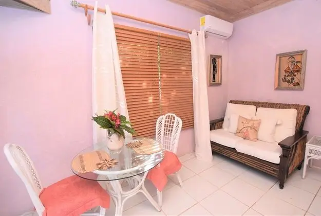 Tropical Premium Garden- footsteps away from beach