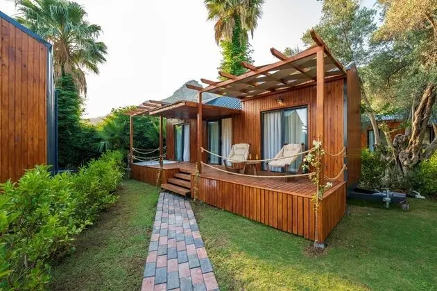 Jakuzili Tiny House Standard Oda