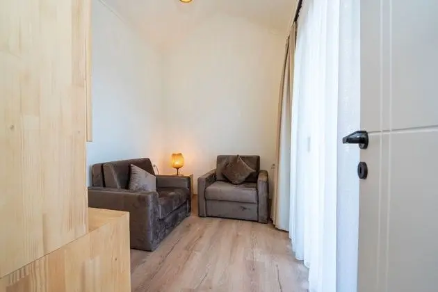 Jakuzili Tiny House Standard Oda