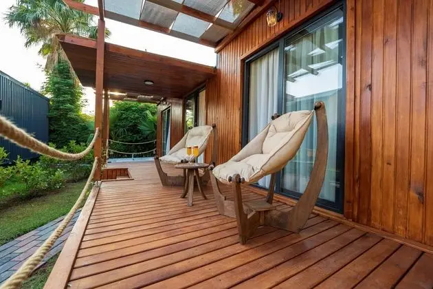 Jakuzili Tiny House Standard Oda