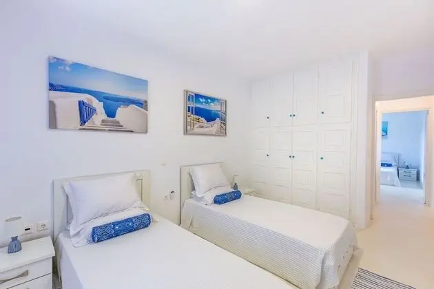 Apart Daire, 2 Yatak Odası, Deniz Manzaralı