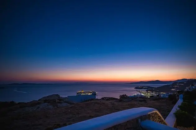 Stüdyo, Deniz Manzaralı