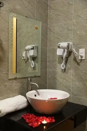 Deluxe Dört Kişilik Oda, 2 Büyük (Queen) Boy Yatak, Tepe Manzaralı