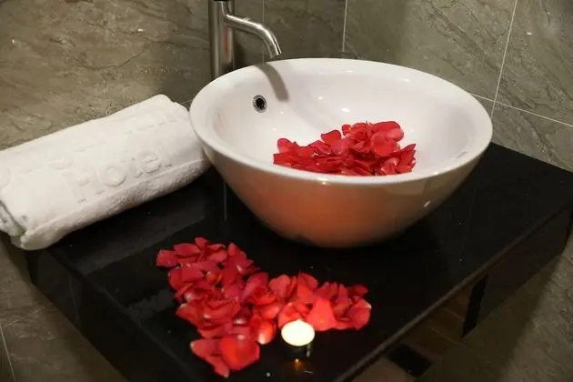 Deluxe Dört Kişilik Oda, 2 Büyük (Queen) Boy Yatak, Tepe Manzaralı