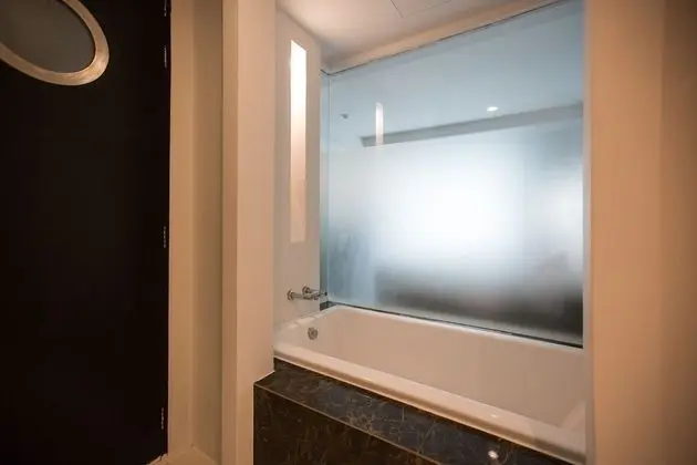 Grand Tek Büyük veya İki Ayrı Yataklı Oda, 1 Çift Kişilik veya 2 Tek Kişilik Yatak, Havuz Kullanımı