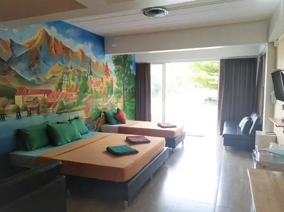 Üç Kişilik Oda