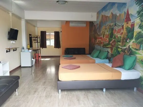 Üç Kişilik Oda