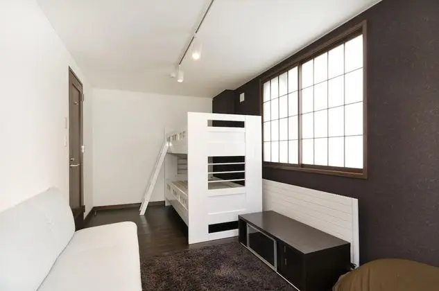 Ev, 5 Yatak Odası (2 double, 4 single, 4 bunk Beds)