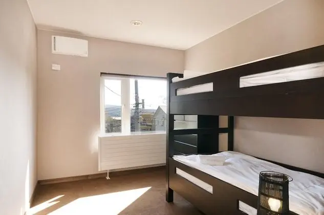 Ev, 5 Yatak Odası (2 double, 4 single, 4 bunk Beds)