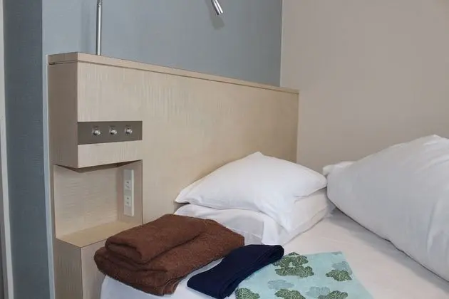 Tek Kişilik Oda, Sigara İçilebilir, Banyolu/Duşlu