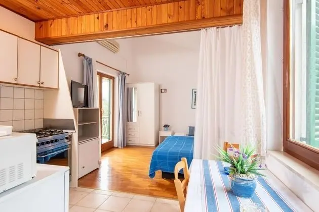 Stüdyo (Sugor - 70 m from sea - Plavi-SA2(2+1)