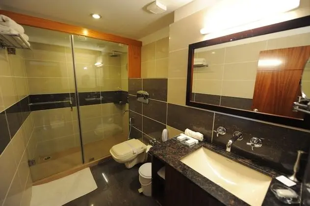 Portico suite