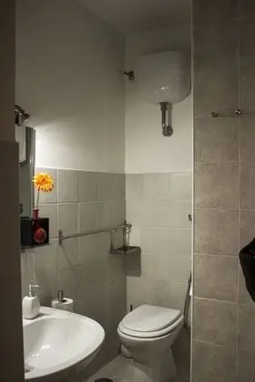 Family Oda (Private External Bathroom)