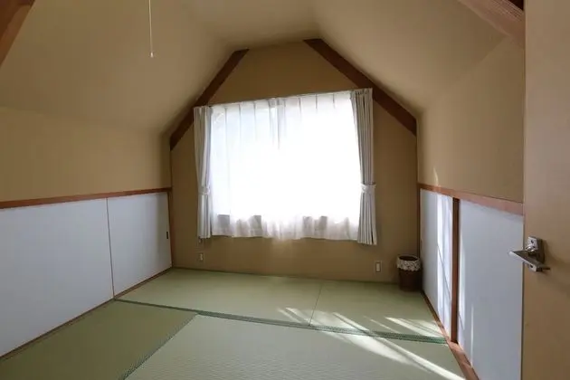 Kır Evi (Mominoki)