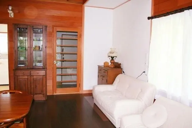 Kır Evi (Mominoki)