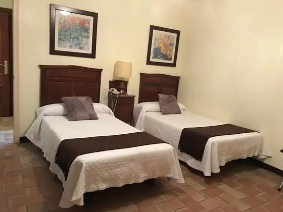 Standard Tek Büyük veya İki Ayrı Yataklı Oda